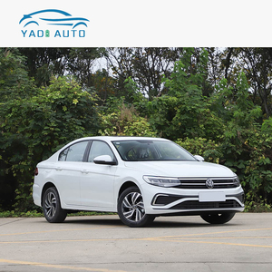 <span class=keywords><strong>Volkswagen</strong></span> <span class=keywords><strong>Bora</strong></span> Usado Bien Equipado con Bolsas de Aire y Sistema de Asistencia al Conductor - Product Image 4