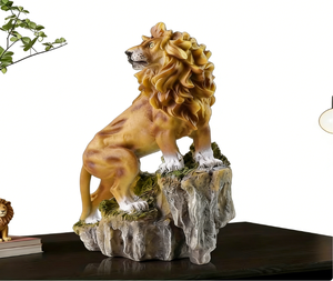 Estatua de León Majestuoso en la Cumbra de una Montaña, Figura de León Marrón de Resina para Decoración del Hogar - Product Image 6