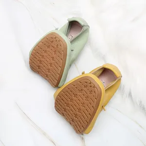 جلد أصفر نسائي مريح بنعل ناعم عصري للاستخدام اليومي والقيادة - Product Image 3