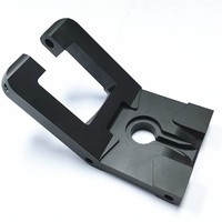 Support mécanique en alliage d'aluminium usiné CNC 5 axes à tolérance stricte, anodisation noire, pièce de support d'équipement OEM personnalisée