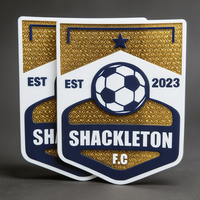 Patchs en silicone personnalisés, logo d'équipe de football en caoutchouc, patchs thermocollants pour chapeaux - 3D en relief, durables et éco-responsables