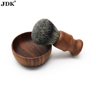 <span class=keywords><strong>Kit</strong></span> da <span class=keywords><strong>Barba</strong></span> JDK Nuovo <span class=keywords><strong>per</strong></span> Casa e Salone, Spazzola <span class=keywords><strong>per</strong></span> <span class=keywords><strong>Barba</strong></span> con Setole in Nylon, Ciotola in Legno di Noce - Product Image 4