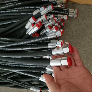 Wojiang High-Pressure <b>Rubber</b> <b>Hose</b> DN10 1-70 Bar Coal Petroleum Engineering Use - Product Image 2