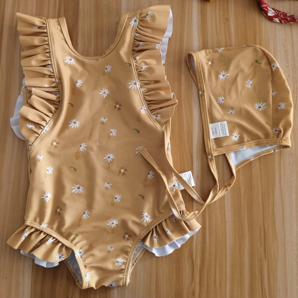 Vêtements de plage EezKoala vêtements de plage Maillot de bain une pièce pour bébé fille UPF50 + Rash Guard Parfait pour maillot de bain