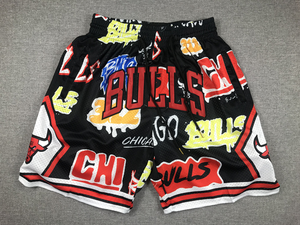 Short de basket-ball brodé Graffiti de haute qualité à séchage rapide et respirant avec poche pour vêtements de sport - Product Image 6