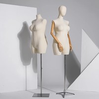 Vente en gros de mannequins grande taille pour torse de femme mannequin avec pantalons de présentation des jambes pour femmes grande hanche et haut du corps