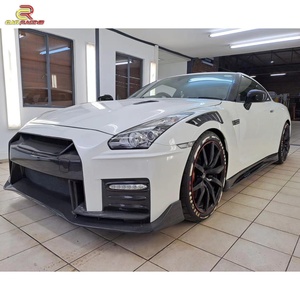 ชุดแต่งกันชนหน้าสไตล์ Nismo แบบคาร์บอนไฟเบอร์บางส่วน ลายทวิลวีฟ เงา พร้อมลิ้นกันชนหน้า สำหรับ GT-R R35 ปี 2008-2016 - Product Image 5