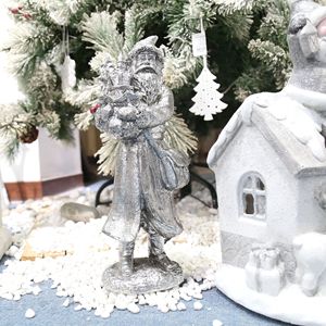 Figura de Santa Claus en Resina con Acabado Metálico, Decoración Navideña para Interiores - Product Image 3