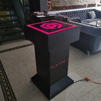 Table haute de salon en métal noir mat de style industriel pour l'extérieur de l'hôtel KTV de mariage à la maison avec LOGO lumineux Design moderne