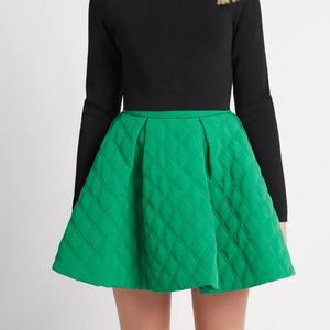 กระโปรงมินิทรงเอ็มไพร์เอวสูงสำหรับผู้หญิง ดีไซน์ใหม่ปี 2025 ระบายอากาศได้ดี แต่งระบายแบบควิลท์จีบลึก มีกระเป๋าข้าง - Product Image 6