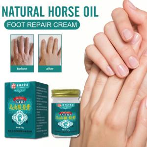 Crème réparatrice à l'huile de cheval et aux herbes avec vitamine E pour les mains et les pieds, réparation des gelsures, de la sécheresse et des fissures, hydratant pour tous les types de peau - Product Image 1