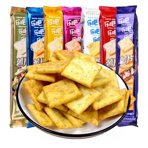 Patatas fritas crujientes y duros, aperitivos exóticos chinos, sabor a mustosa, 50g, venta al por mayor