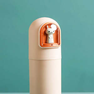 Étui de voyage portable en plastique de haute qualité pour brosse à dents, deux pièces, design moderne, durable et compact pour le rangement. - Product Image 4