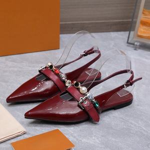 Sandalias Planas de Mujer, de Cuero, Hermosas, Vintage, de Diseñador, con Decoración de Joyería, Transpirables, Cómodas, Antideslizantes, Fáciles de Poner - Product Image 1