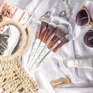 Juego de brochas de maquillaje de mármol de pelo sintético ecológico blanco de lujo de alta calidad, 12 Uds., logotipo personalizado profesional para corrector - Product Image 2