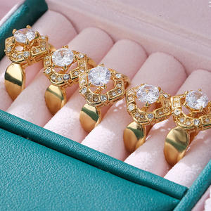 Joyero de PU de lujo con espejo, organizador de cajones multicapa, resistente al agua, a prueba de polvo, anillos de almacenamiento, <span class=keywords><strong>pendientes</strong></span>, collares - Product Image 6