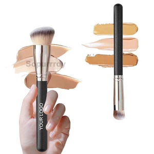 Set de Brochas de Maquillaje con Logotipo Personalizado: Brocha Angulada Sintética Kabuki para Base y Corrector, Brocha para Difuminar y Fijar - Product Image 5
