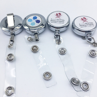 Porte-badge rétractable en PVC avec logo personnalisé pour cartes d'identité et badges d'infirmière – Design professionnel portable