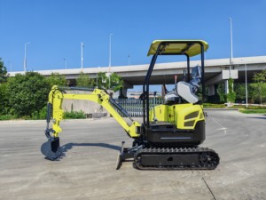 Mini Excavadora Compacta de 1.5 Toneladas con Motor para Terreno Blando, en Oferta, con 1 Año de Garantía - Product Image 4
