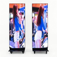 Afficheur LED d'intérieur P2.5 IP65 avec animation, contrôle intelligent Wi-Fi, écran miroir sur pied pour la publicité en magasin de détail