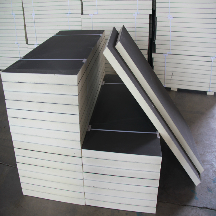 OEM Reinforced Rigid Polyurethane Insulation Board Sandwich Panel For Roofing
