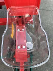 Nuevo MODELO DE sembradora de maíz de cuatro ruedas, abridor de surcos suspendido, sembradora de precisión de fertilizante de soja y tractor sin labranza - Product Image 3