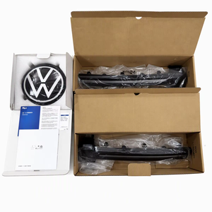 Kit 3 pièces éclatant. Pièces d'<span class=keywords><strong>origine</strong></span> <span class=keywords><strong>Volkswagen</strong></span> authentiques. Numéro de modèle : ZVN959002 / 10D941653 / 10D941654. Compatible avec <span class=keywords><strong>Volkswagen</strong></span> - Product Image 4
