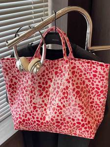 Sac fourre-tout en toile laminée surdimensionné indispensable avec une capacité extra-large et un fond renforcé pour le shopping et les voyages - Product Image 5