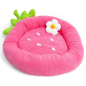 Zacht Pluche Hond Kat Aardbei Design Bed Met Bloem Decor Aardbei Vorm Huisdier Slaapbank Voor Indoor Katten Honden - Product Image 1