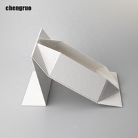 Chengruo Stock Boîte de papier cadeau pliable à fermeture magnétique Emballage avec ruban Matériaux recyclables pour chaussettes Cadeaux personnalisés