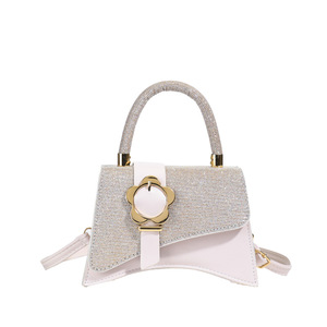 Nouveau Sac à Main Carré 2026, Sac à Bandoulière Élégant et Haut de Gamme, Design Original, Sac Bandoulière Polyvalent pour Femme - Product Image 3