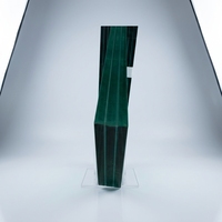 Mur de barrière de piscine en verre trempé haute résistance, taille personnalisée, MOQ 100 mètres carrés, panneau de verre de sécurité renforcé pour piscine