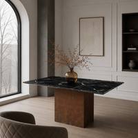 Table à manger moderne de haute qualité avec plateau en marbre noir et base en métal rouillé, personnalisable, 6 places, rectangulaire, pour maison ou villa
