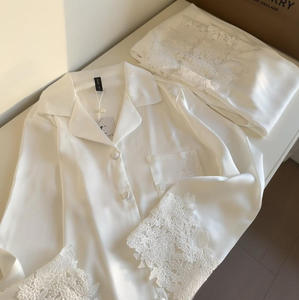 Abbigliamento da notte primaverile da donna in stile francese di lusso con <span class=keywords><strong>pigiama</strong></span> di alta gamma satinato con finiture in pizzo - Product Image 2