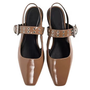 Sandales plates à bout carré fermé en <span class=keywords><strong>cuir</strong></span> PU nude d'été en gros, avec boucle et semelle intercalaire en gel, tongs pour femmes - Product Image 2