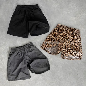 Pantalones Cortos Deportivos de Nailon y Poliéster Ligeros de Alta Calidad con Diseño Personalizado del Fabricante, Pantalones Cortos Deportivos Negros con Puntos para Hombre, Pantalones Cortos de Boxeo Muay Thai - Product Image 1