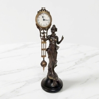 Horloge de table mécanique à pendule oscillant de style Diana en laiton antique américain du XVIIe siècle, imitée, 3 jours d'autonomie