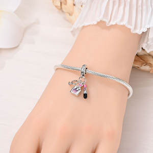 Juego <span class=keywords><strong>de</strong></span> cuentas <span class=keywords><strong>de</strong></span> cobre plateadas con esmalte rosa y circonitas cúbicas con temática <span class=keywords><strong>de</strong></span> <span class=keywords><strong>Barbie</strong></span>, compatibles con pulseras europeas, joyería DIY para mujer - Product Image 4