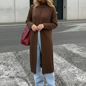 Cardigan Lungo a Collo Alto Marrone di Alta Qualità per Ufficio e Uso Quotidiano, Affidabile con Spacco Frontale, Morbido e Caldo in Maglia - Product Image 1
