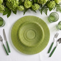 Assiettes de présentation jaunes en verre de 13 pouces avec sous-assiettes dorées à motif cannelé radial en relief pour la vaisselle de mariage et la location événementielle