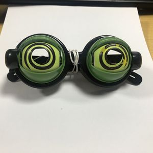 Lunettes à cordes à tirer avec yeux clignotants, Nouveauté et fantaisie, pour les farces, les parodies de selfies, les sculptures de sable amusantes et les jouets - Product Image 2