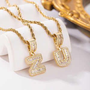 Collier en acier inoxydable avec pendentif lettre 26 en zircone incrustée de cuivre, chaîne torsadée, style hip-hop et minimaliste, Saint-Valentin - Product Image 3
