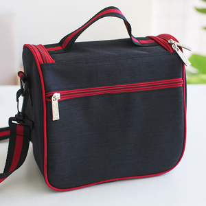 Bolsa Térmica Personalizada Igloo, Bolsa de Almuerzo Aislada con Correa para el Hombro - Product Image 3
