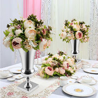 Grande Vase de Fleurs Trompette de Luxe Magnifique en Fer Doré et Argenté, Centres de Table de Mariage Décoratifs – Vase à Fleurs Doré