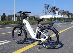 Nouveau design de vélo électrique 48V 15Ah avec batterie cachée, vélo de route à cadre bas, 27,5 pouces, vélo électrique de ville pour les trajets quotidiens - Product Image 3