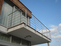 YL METAL Garde-corps de balcon en acier inoxydable au design moderne, balustrade extérieure pour escalier et terrasse