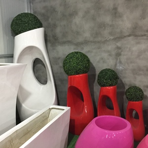 Pots <span class=keywords><strong>de</strong></span> fleurs multifonctionnels en résine et <span class=keywords><strong>fibre</strong></span> <span class=keywords><strong>de</strong></span> <span class=keywords><strong>verre</strong></span>, jardinières créatives adaptées à la pose assise - Product Image 6