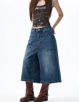 Marque rétro américaine Pantalon trois-quarts pour femmes Haut décontracté Denim Jeans Bouton Décoration Été Vintage Style Whisker Straight