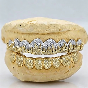 Custom Vvs Moissanite Grillz Honeycomb Hip Hop Style Iced Out Round Brilliant Cut 925 Silver Gold Plated <b>Teeth</b> Grillz for Rapper - Product Image 1