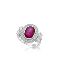 Nouvelle conception Bague de fiançailles en or blanc 18 carats sertie de diamants et rubis en forme de poire pour usage quotidien
